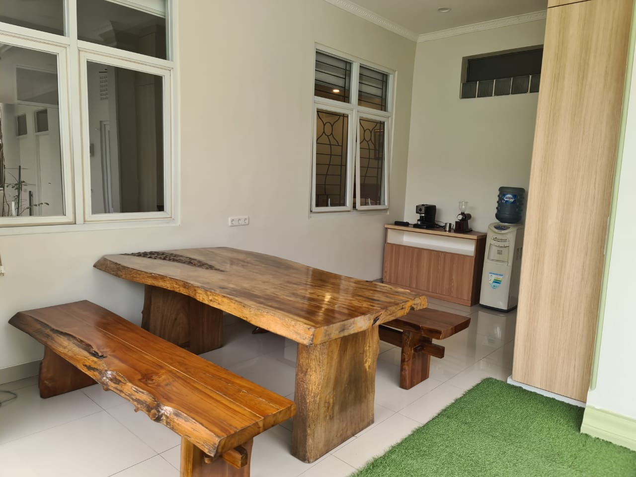 Rumah Disewakan Fully Furnished di Taman Beverly Lippo Cikarang